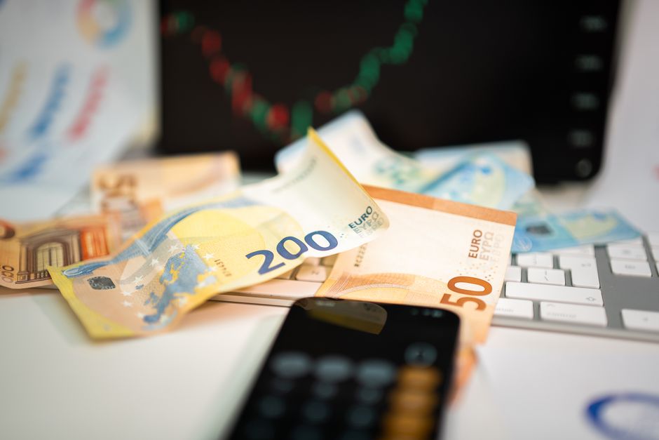 Appello e cessione del credito: chi impugna deve contestare davvero la sentenza e provare il proprio subentro