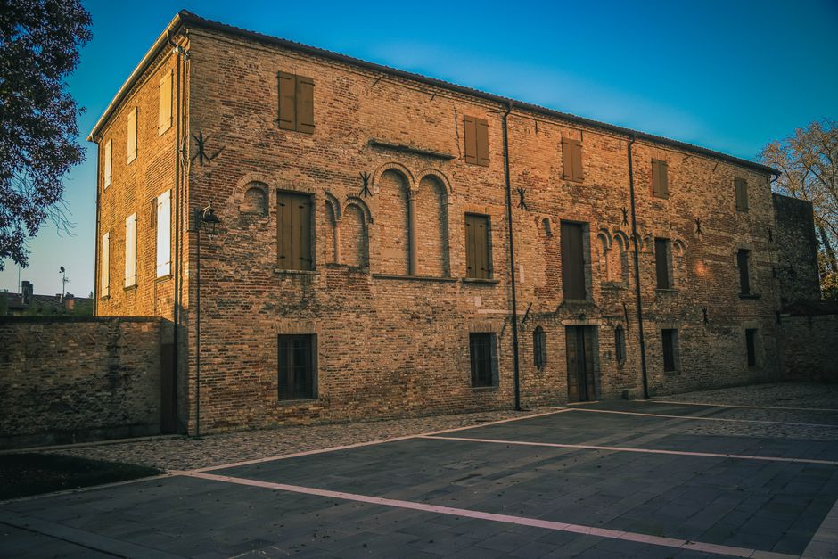 BUCA STRADALE E CADUTA: QUANDO RISPONDE L'ENTE CUSTODE