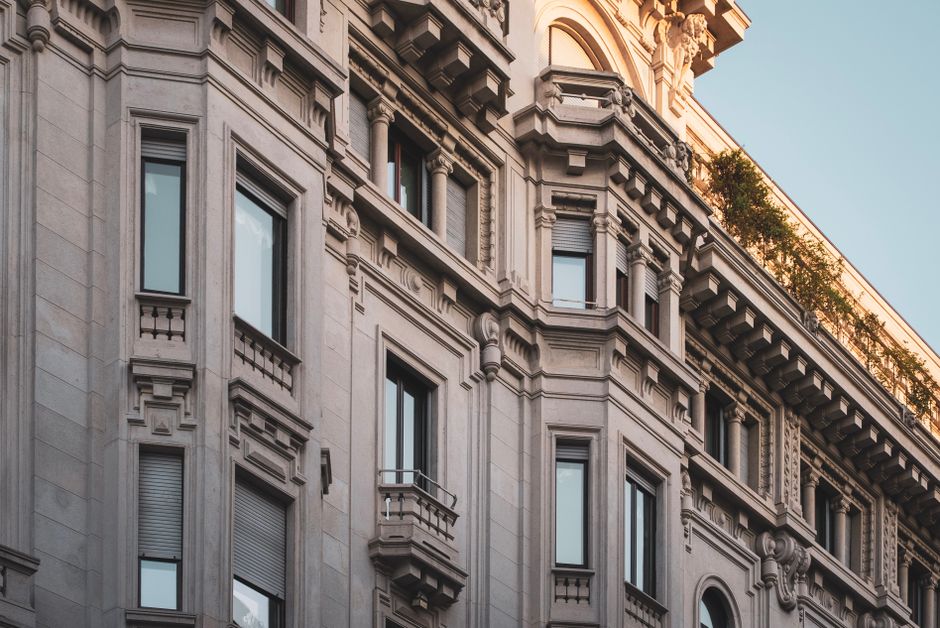 Lavoro “in nero” prima dell’assunzione: le testimonianze generiche non bastano
