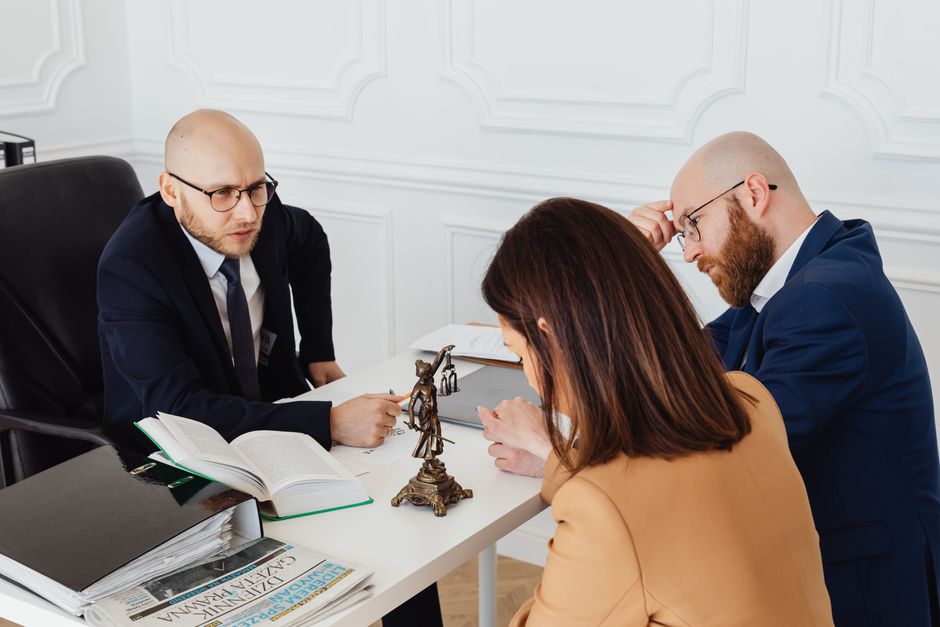Mediazione dopo decreto ingiuntivo: chi deve attivarla e quale procura serve